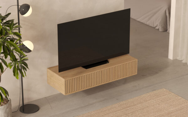Kompaktný závesný dubový TV stolík s lamelovým dubovým čelom s dvierkami, 120 cm